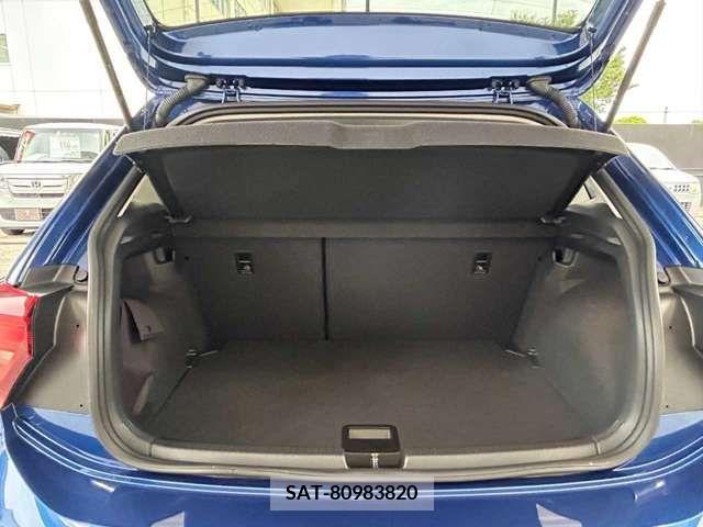 VolksWagen POLO 2023-05 320331-13
