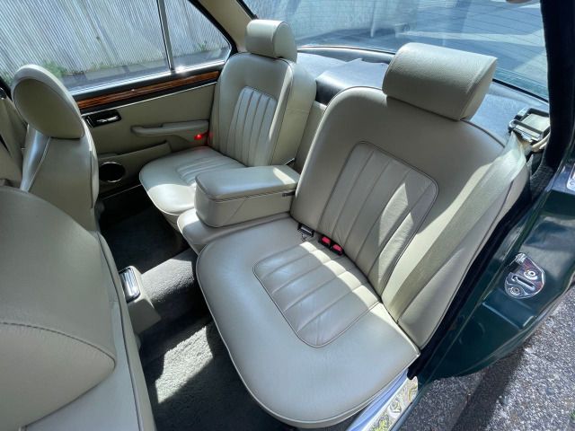 Daimler DAIMLER 1993-08 2728-9