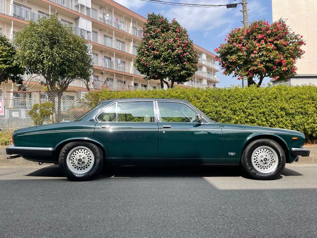 Daimler DAIMLER 1993-08 2728-12