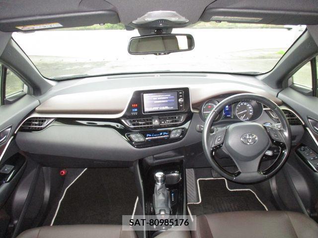 Toyota C-HR 2018-03 323015-4
