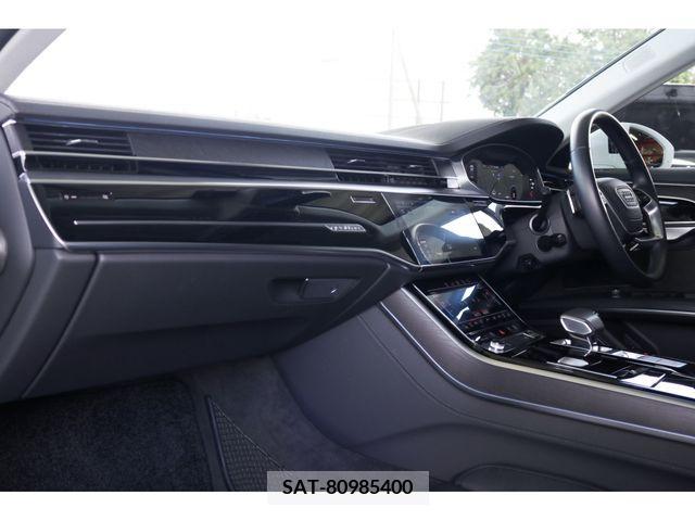 Audi A8 2020-04 261143-16
