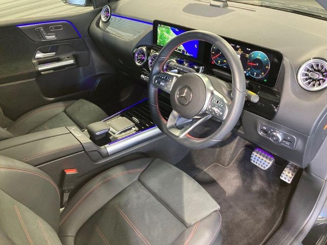 Mercedes Benz B-CLASS 2022-11 15731-1
