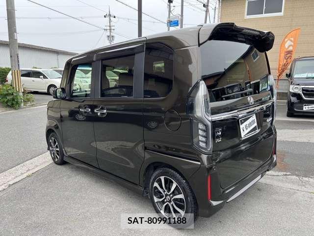 Honda N BOX CUSTOM 2018-09 328390-9