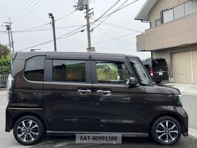 Honda N BOX CUSTOM 2018-09 328390-5
