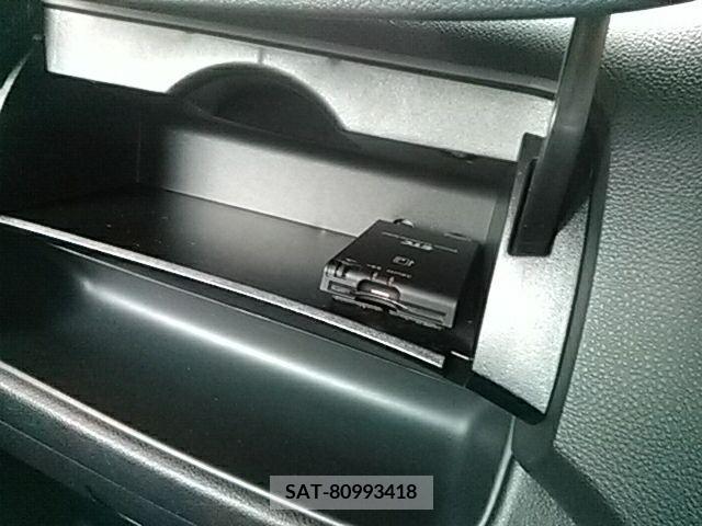 Nissan SERENA 2012-07 340618-10