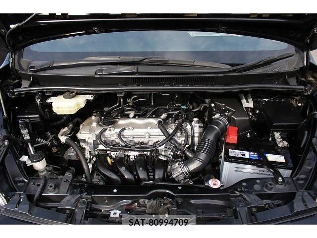 Toyota VOXY 2017-08 205431-17