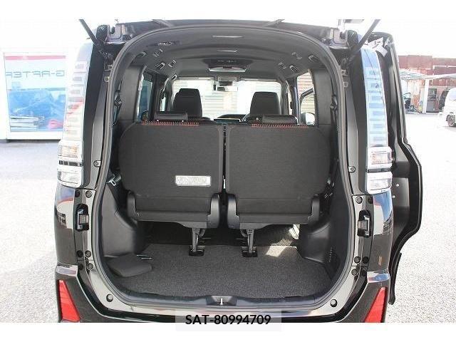 Toyota VOXY 2017-08 205431-16