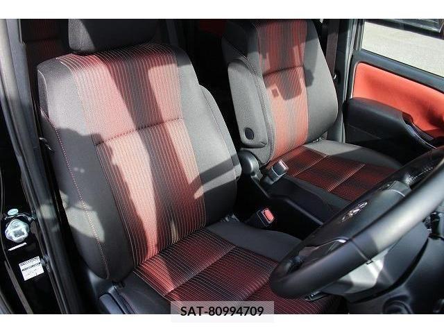 Toyota VOXY 2017-08 205431-12
