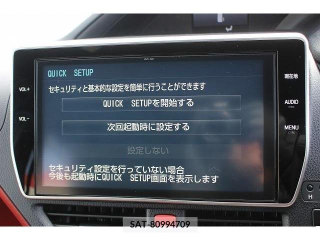 Toyota VOXY 2017-08 205431-1