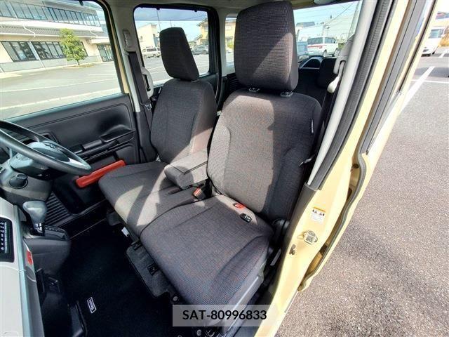 Suzuki SPACIA 2018-07 217956-10