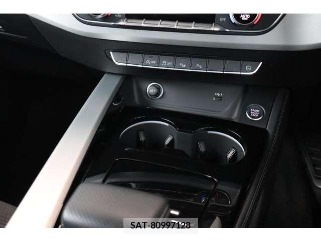 Audi A4 2021-08 317919-14