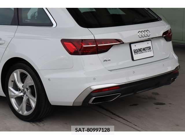 Audi A4 2021-08 317919-4