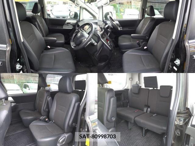 Toyota VOXY 2013-02 247379-6