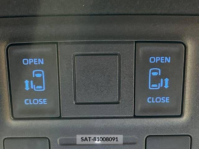 Toyota VOXY 2023-02 288966-5