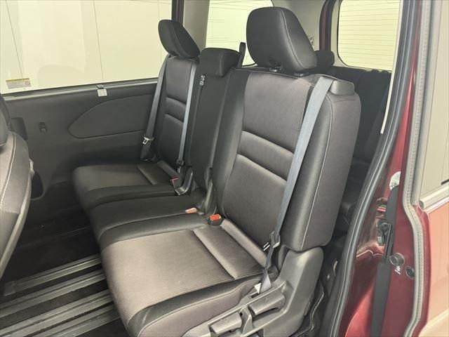Nissan SERENA 2016-10 194996-23