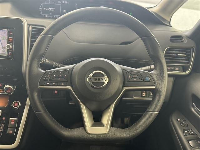 Nissan SERENA 2016-10 194996-26