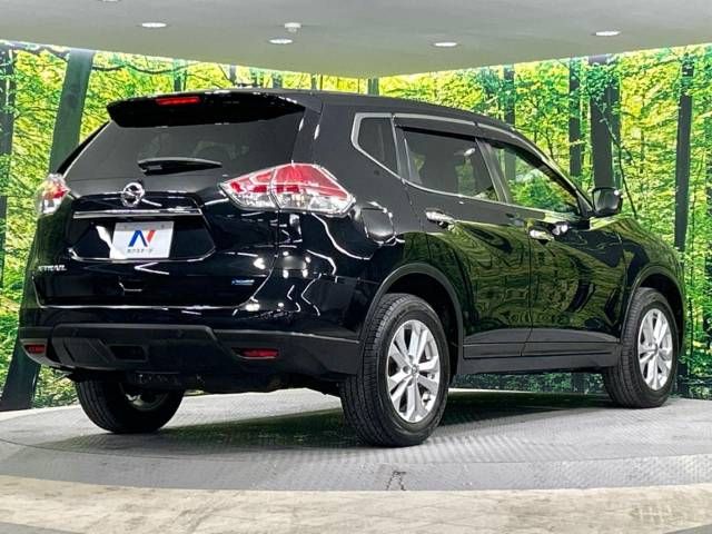 Nissan X-TRAIL 2016-03 186809-17