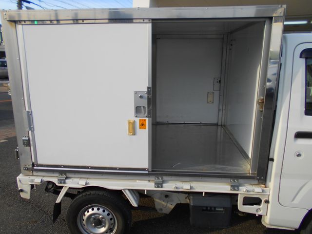 Daihatsu HIJET TRUCK 2017-11 190079-12