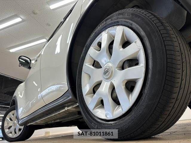 Nissan JUKE 2012-08 320503-19
