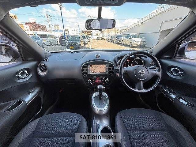 Nissan JUKE 2012-08 320503-1