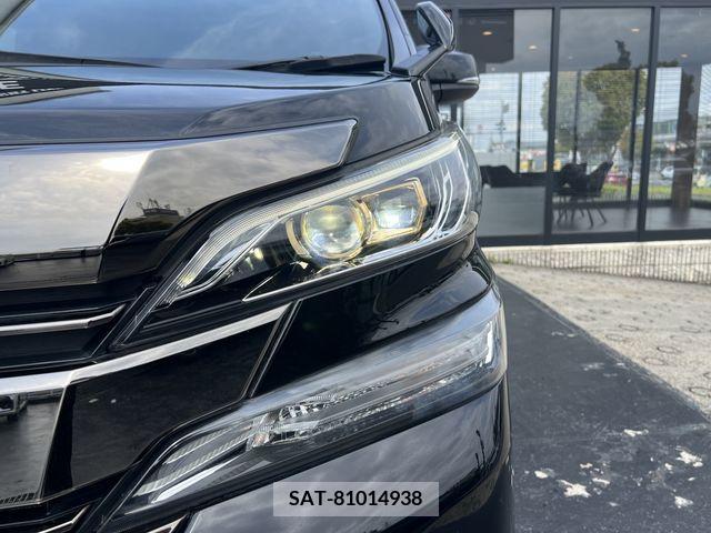 Toyota VELLFIRE 2017-03 242203-8