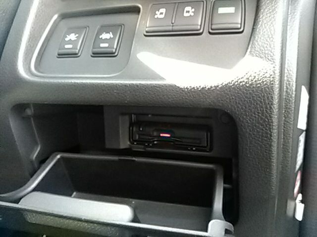 Nissan SERENA 2014-03 17684-21
