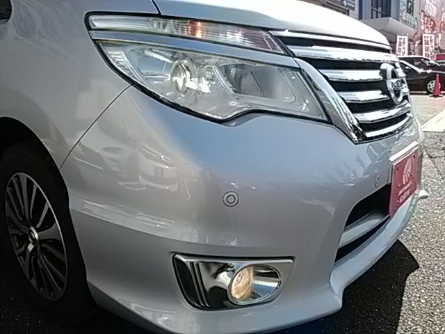 Nissan SERENA 2014-03 17684-8