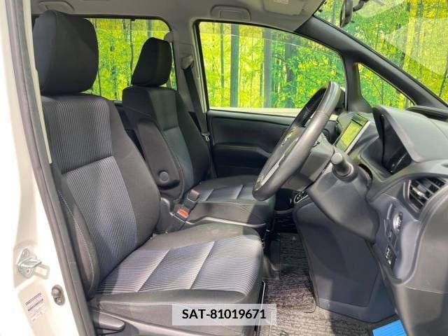 Toyota NOAH 2014-05 335027-8