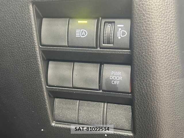 Toyota VOXY 2022-08 376332-6