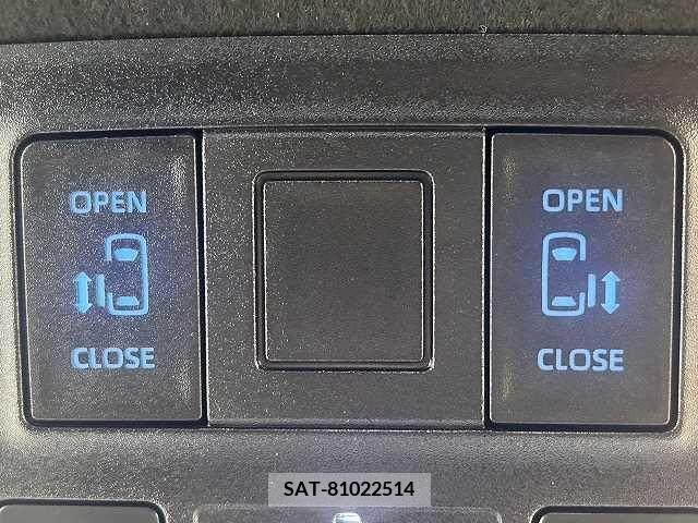 Toyota VOXY 2022-08 376332-4