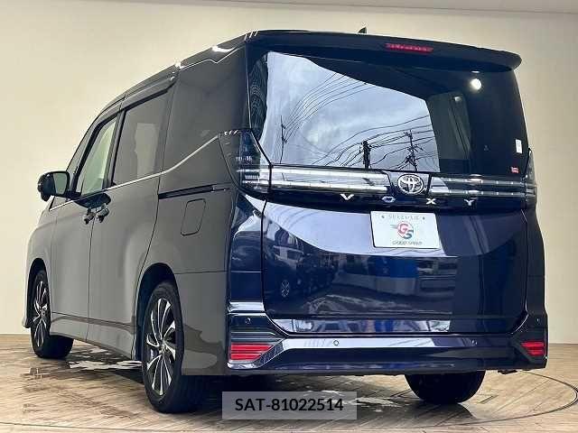 Toyota VOXY 2022-08 376332-15