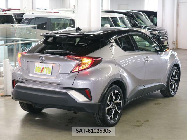 Toyota C-HR 2018-05 396058-1