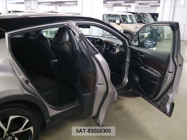 Toyota C-HR 2018-05 396058-10
