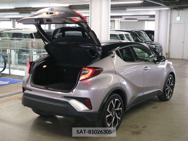 Toyota C-HR 2018-05 396058-15