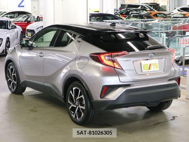 Toyota C-HR 2018-05 396058-6