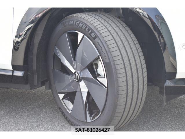 Nissan Ariya 2023-07 219948-24