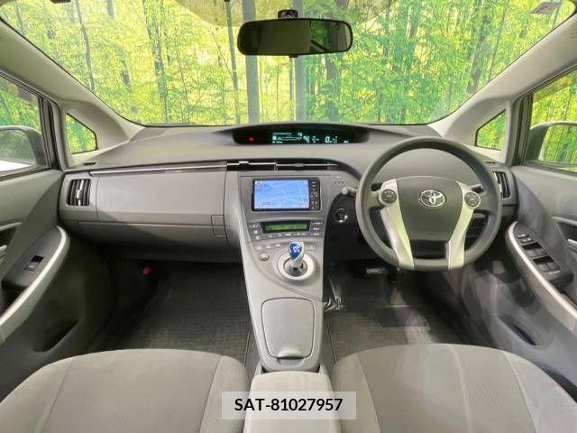 Toyota PRIUS 2011-12 254306-1