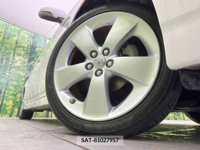 Toyota PRIUS 2011-12 254306-13