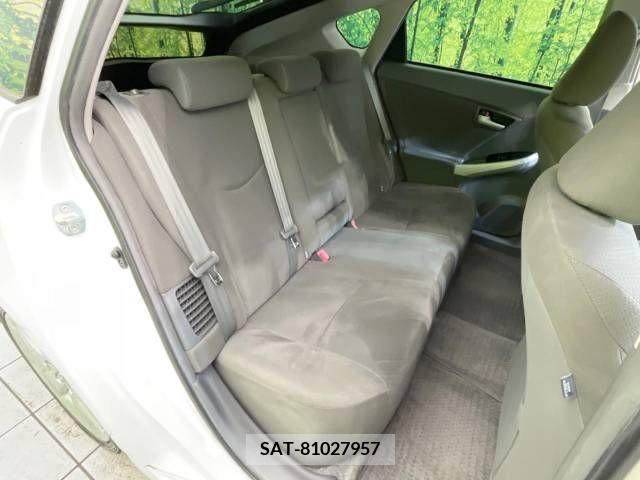 Toyota PRIUS 2011-12 254306-9