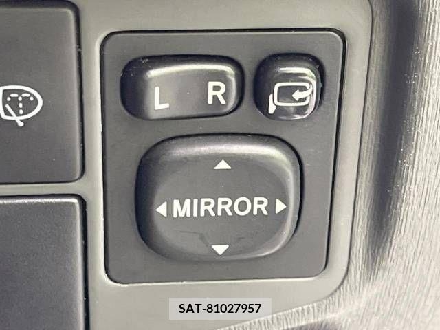 Toyota PRIUS 2011-12 254306-7