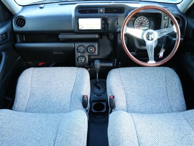 Toyota PROBOX VAN 2018-01 182457-1