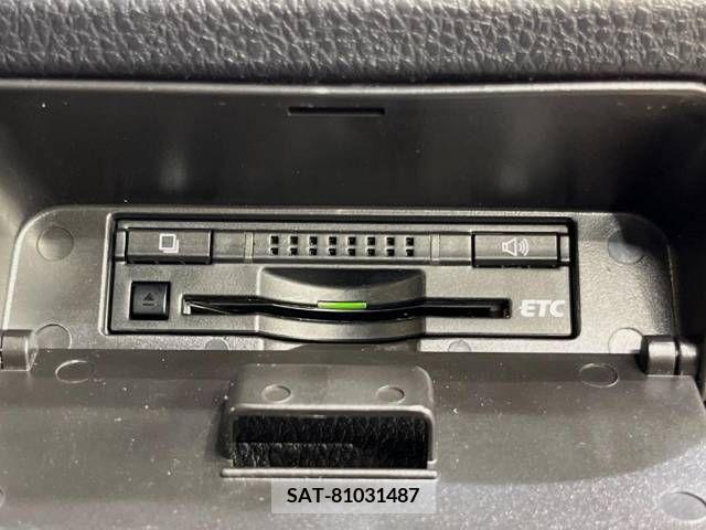 Toyota ESQUIRE 2015-10 330280-6