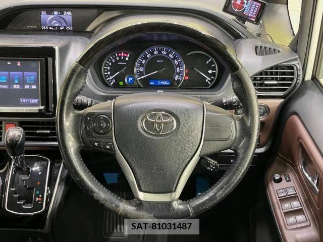 Toyota ESQUIRE 2015-10 330280-12