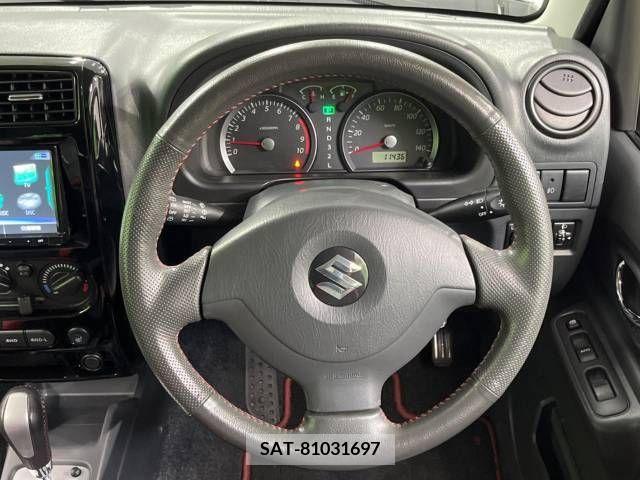 Suzuki JIMNY 2013-02 254804-10