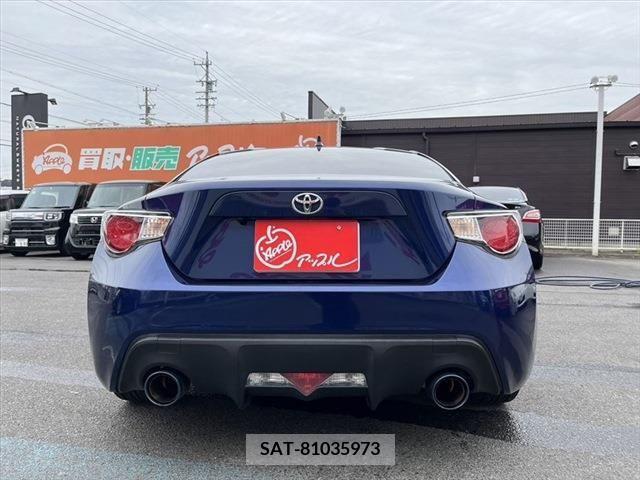 Toyota 86 2015-04 211598-5