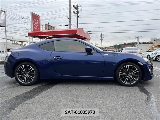 Toyota 86 2015-04 211598-3