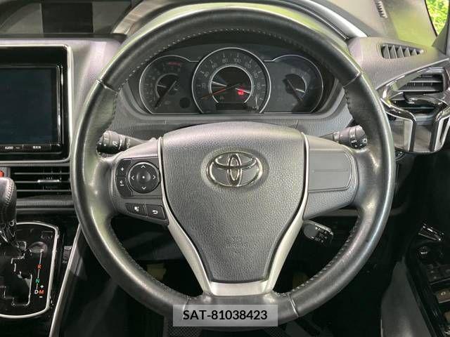 Toyota VOXY 2018-06 352863-16