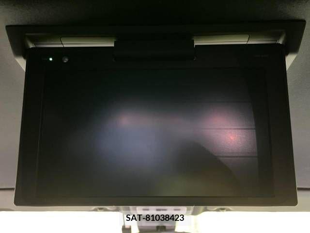 Toyota VOXY 2018-06 352863-4