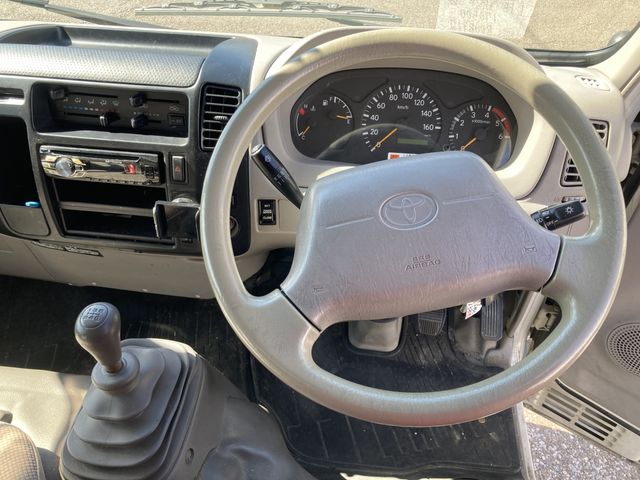 Toyota DYNA TRUCK 2012-01 1869-9