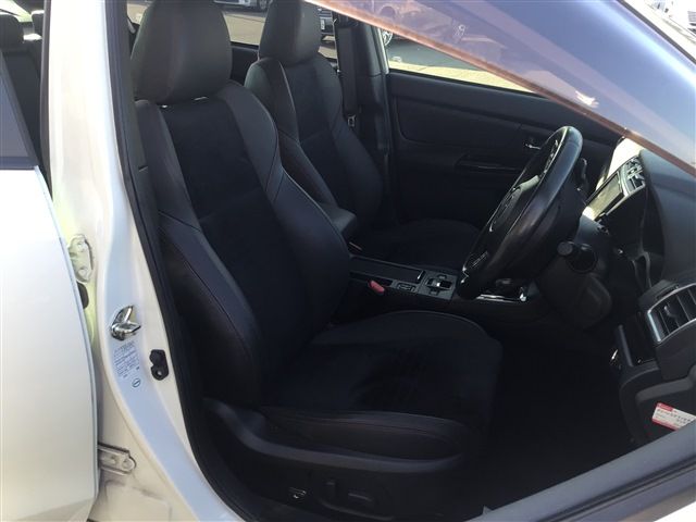 Subaru WRX S4 2018-01 26704-23